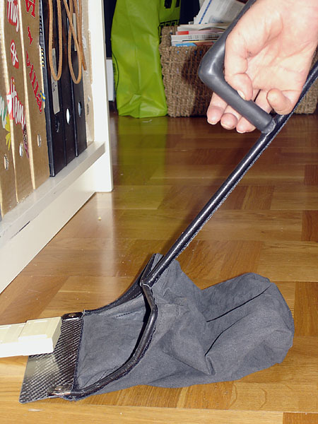 Device in use to pick things up