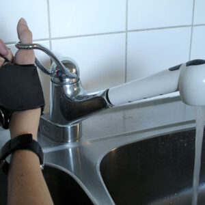 Single-lever faucet with good ergonomic design