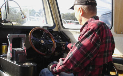 Adapted center console on motorboat