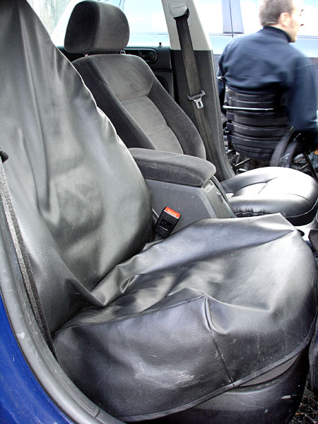 Passenger seat cover