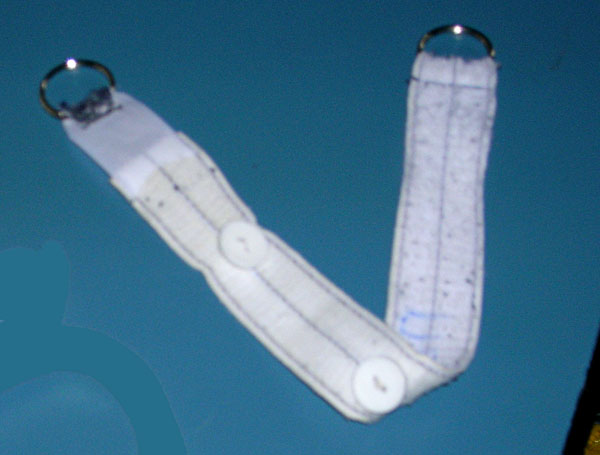 Adapted attachment strap (close-up)
