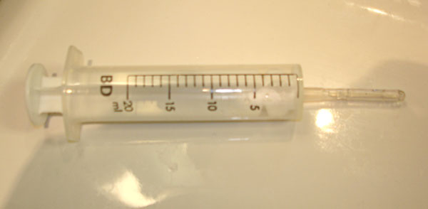 Microlax syringe