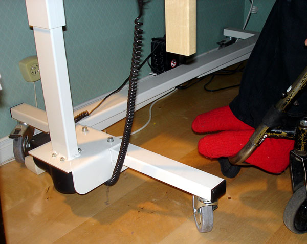 Bed frame on casters