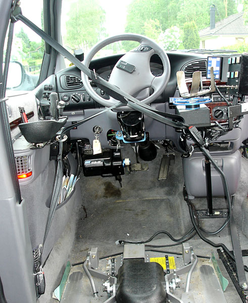 Seatbelt in adapted minivan