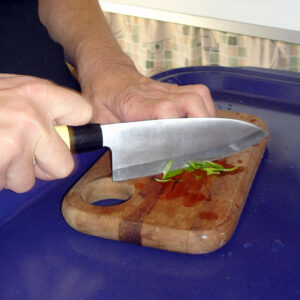 Easy-grip knife