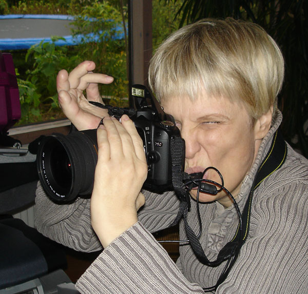 Användaren fotograferar med fjärrutlösarkabel
