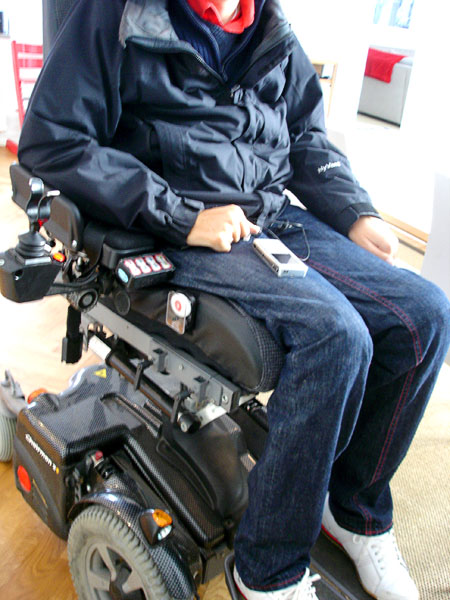 Sändare på användarens rullstol