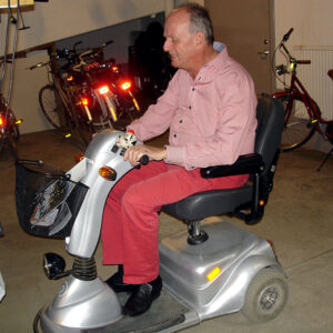 Tre-hjulig elektrisk scooter
