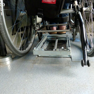 Fastsättning av rullstol och bilbälte i anpassad bil