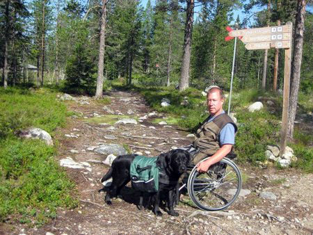 User with his dog, who carries his own food. Photo: from the user's archives